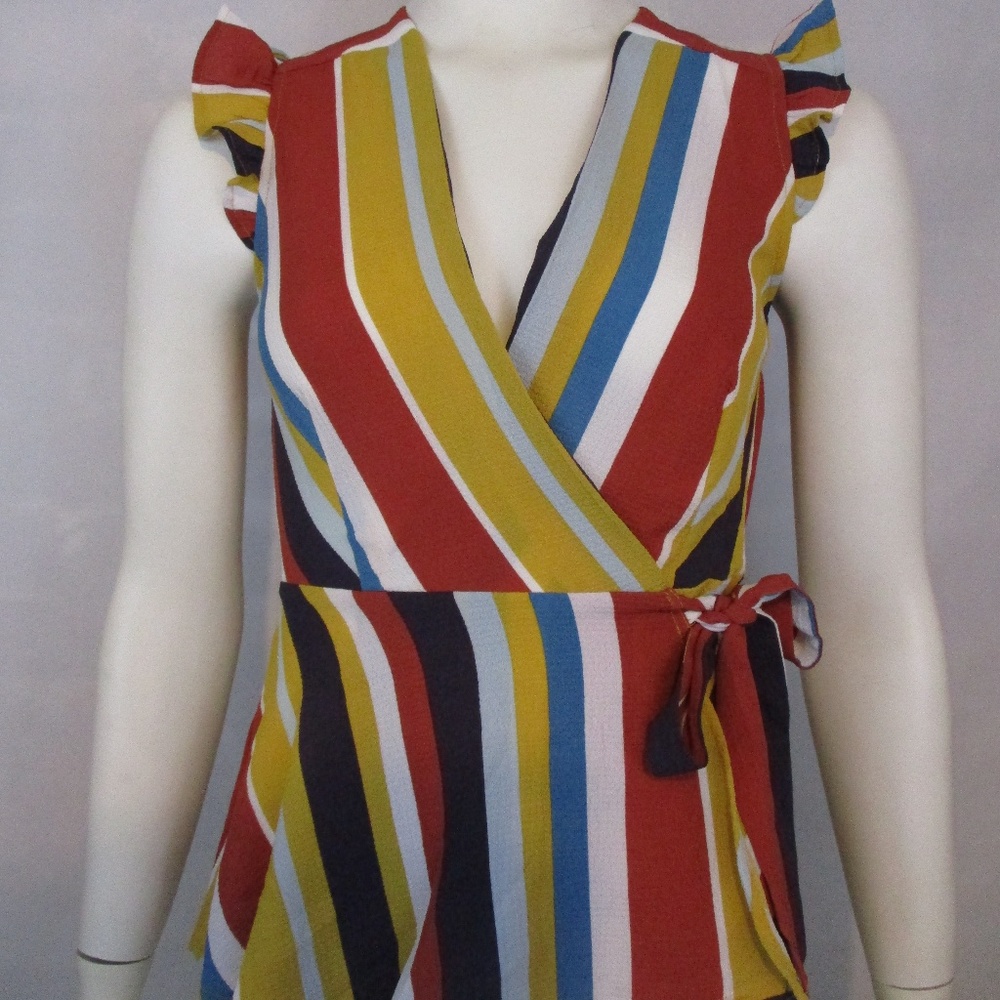 NWOT Monteau Wrapped Capped Sleeve Striped Blouse
